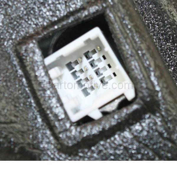 MIR1766R 20052010 Chrysler 300 & 20062010 Dodge Challenger Rear View